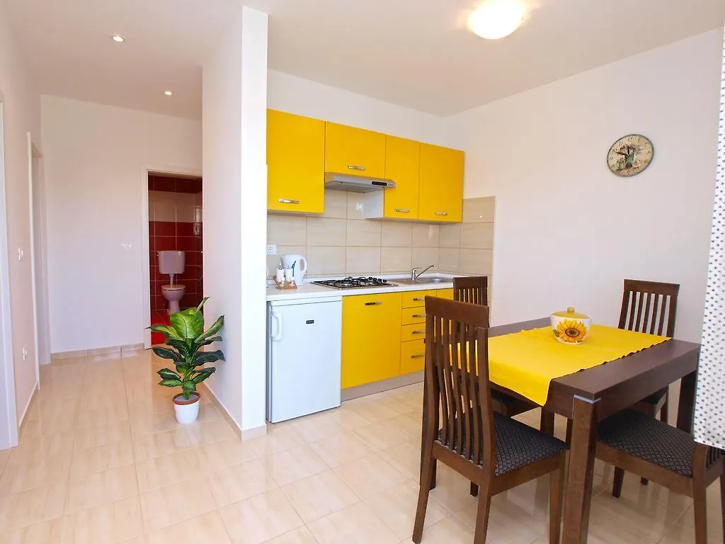 Apartments Vesna 1000 Pula