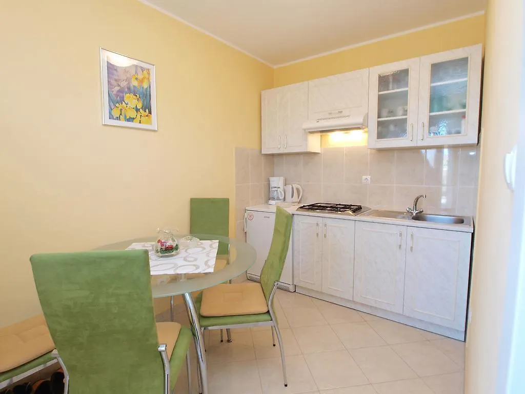 Apartments Vesna 1000 Pula